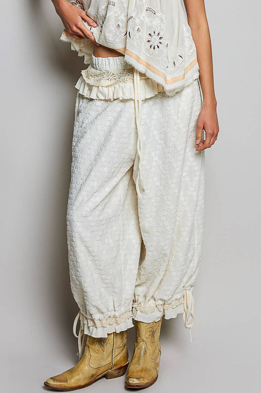 Pol: Lace Ruffle Joggers