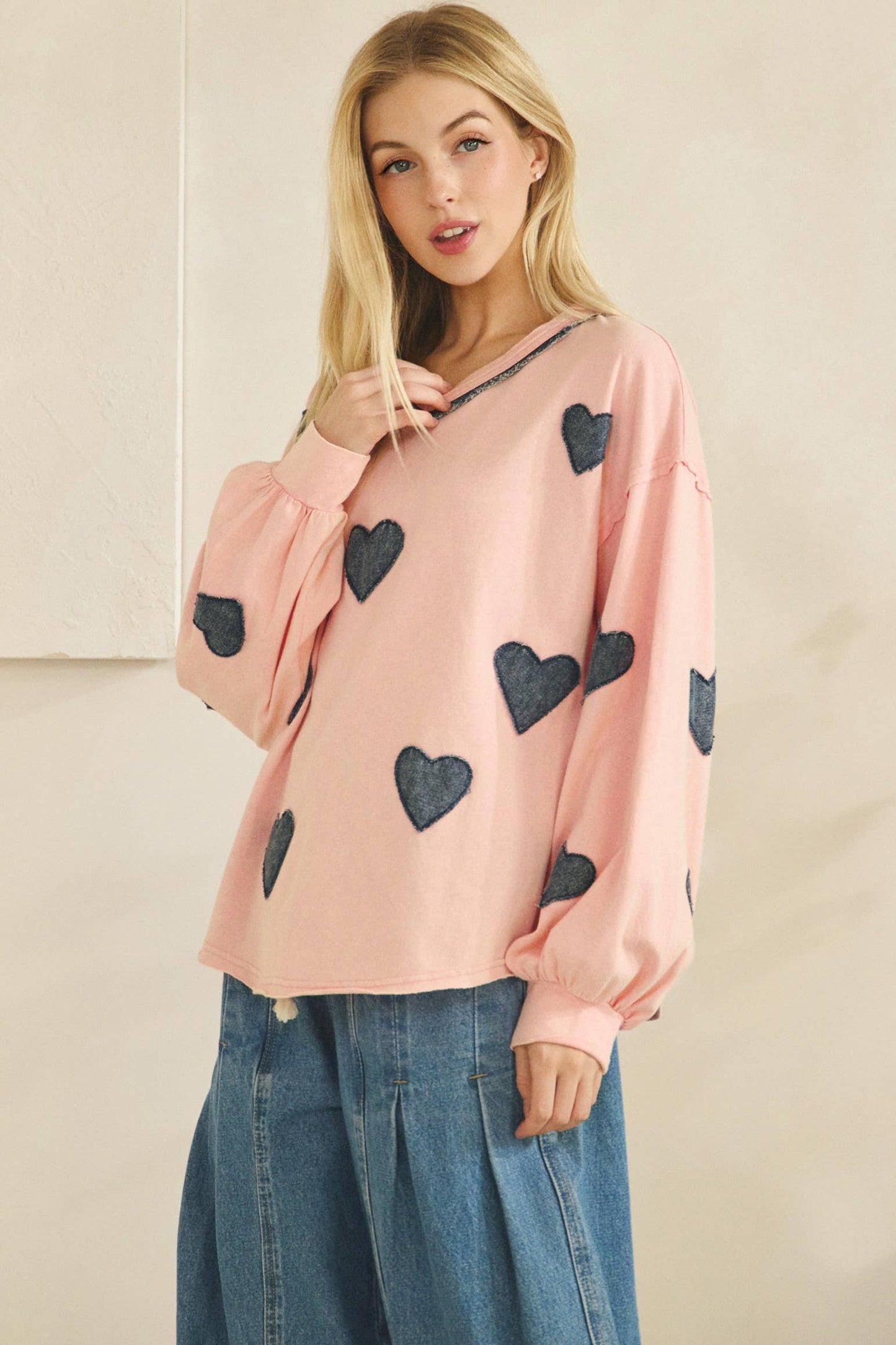 ALL HEARTS PULLOVER