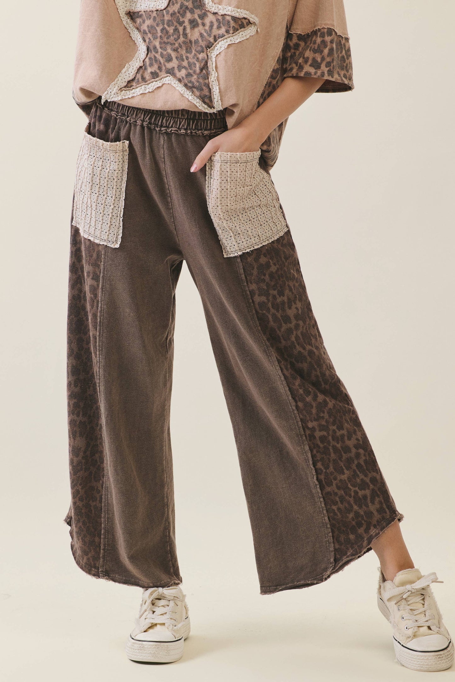 Leopard Cropped Pants